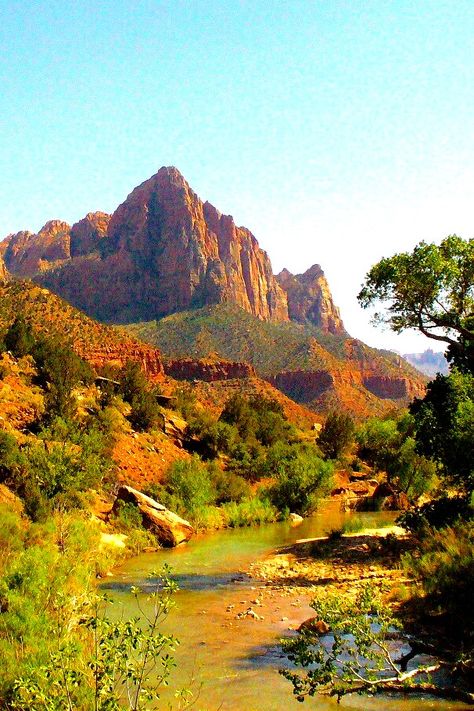 Mount Zion National Park...SUCH a gorgeous place! Mount Zion Bible, Zion Bible, Zion National Park Photography, Mount Zion, Bible Verses Kjv, Black Jesus, Rpg Map, Park Photography, Angel Painting