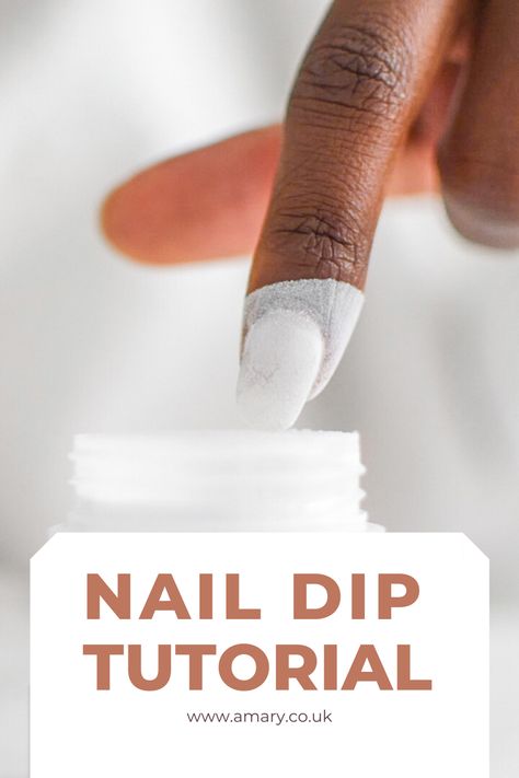 All natural nail dip powders, perfect nail dip tutorial for natural nails and diy dip powder at home Sns At Home, Dip Nail Ideas Natural Nails, Diy Sns Nails, Diy Dip Nails At Home, How To Do Dip Nails At Home, How To Do Dip Nails, Quick Dip Nails, Diy Dip Powder Nails At Home, Natural Looking Dip Nails