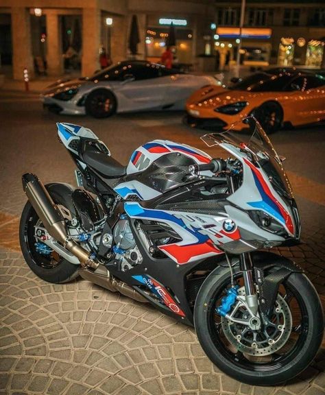 Motorcycles Aesthetic, Yamaha Motorcycles Sports, Kawasaki Motorcycles Sport Bikes, Motorcycles For Women, Bmw Motorcycle S1000rr, Bikes Bmw, Adventure Bike Motorcycles, Motorcycles Logo Design, Ruff Ryders