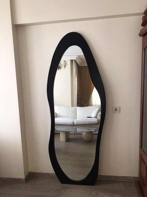 Squiggle Mirror, Vanity Inspiration, Tv Unit Decor, Wavy Mirror, Salon Suites, Modern Mirror Wall, Body Mirror, Modern Mirror, Minimalist Bathroom