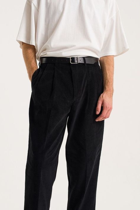 Fashion Manifestation, Dark Academia Summer Outfit, Academia Summer Outfit, Corduroy Pants Outfit, 90s Fashion Men, Cord Trousers, Pants Outfit Men, Dark Wear, Guys Clothing Styles