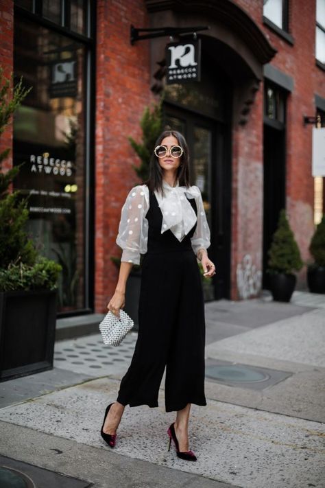 Casual Friday Work Outfits, Friday Outfit For Work, Elegante Casual, Mode Chic, Mode Inspo, Looks Chic, Looks Style, Mode Inspiration, Night Outfits