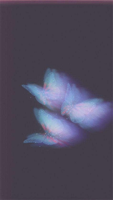 Live Aura Wallpaper, Astral Wallpaper Aesthetic, 777 Butterfly Wallpaper, Aesthetic Wallpapers Y2k, Dark Aura Aesthetic Wallpaper, Aura Wallpaper Iphone Butterfly, Purple Ethereal Aesthetic Wallpaper, Y2k Background Aesthetic Black, Aura Colors Butterfly