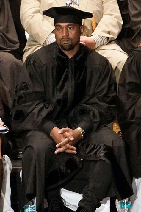 Memes graduation Kanye kanyewest Funny Graduation Pictures, Graduation Meme, Graduation Images, هاكونا ماتاتا, Graduation Photography Poses, Graduation Poses, Graduation Picture Poses, Grad Photoshoot, رعب نفسي