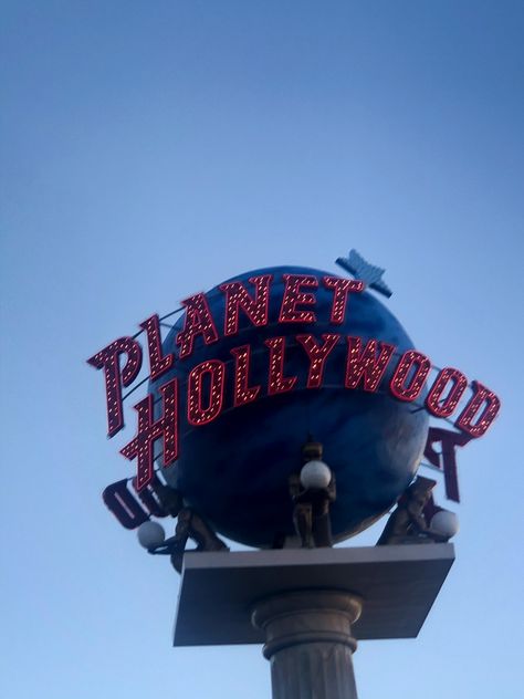 Planet Hollywood, Hollywood, Travel