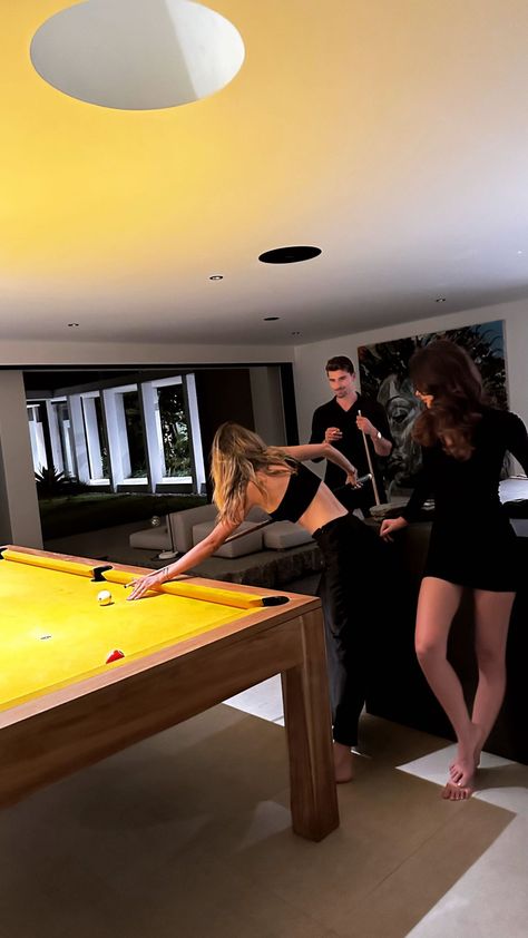 Luxury Life Aesthetic, Iman Gadzhi, Playing Pool, Mens Luxury Lifestyle, Drømme Liv, Super Rich Kids, Rich Lifestyle, Luxury Lifestyle Dreams, Future Lifestyle