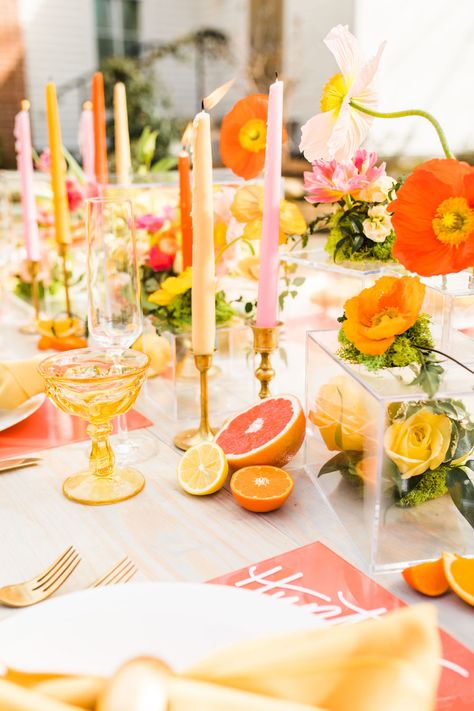 Fruit Salad Bridal Shower Brunch Ideas, Citrus And Champagne Party, Citrus Theme Decor, Citrus Theme Dinner Party, Citrus Decor Wedding, Citrus Bachelorette Theme, Citrus And Greenery Wedding, Centerpiece With Oranges, Orange And Lemon Wedding Theme