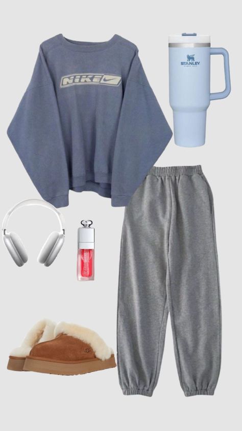 #cutefit #outfits #comfyfit Comfy School Outfits, Casual Preppy Outfits, Cute Lazy Day Outfits, Trendy Outfits For Teens, Cute Lazy Outfits, Lazy Outfits, Lazy Day Outfits, Mode Ootd, Cute Comfy Outfits