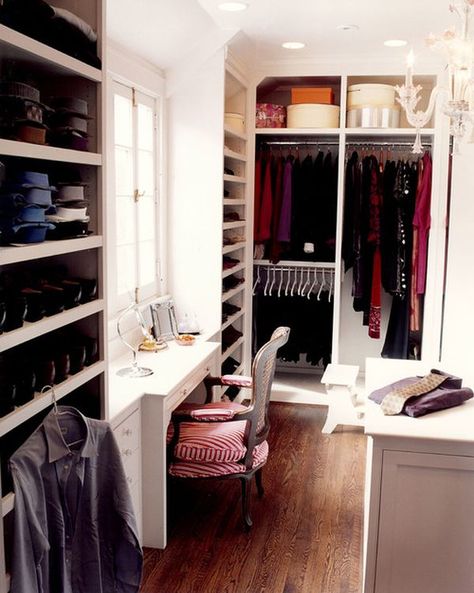 traditional-closet-design Walk In Closet With Vanity, Makeup Vanity In Closet, Closet With Vanity, Small Walk In Closet Organization, A Walk In Closet, Built In Vanity, Small Walk In Closet, Closet Lights, Dress Room