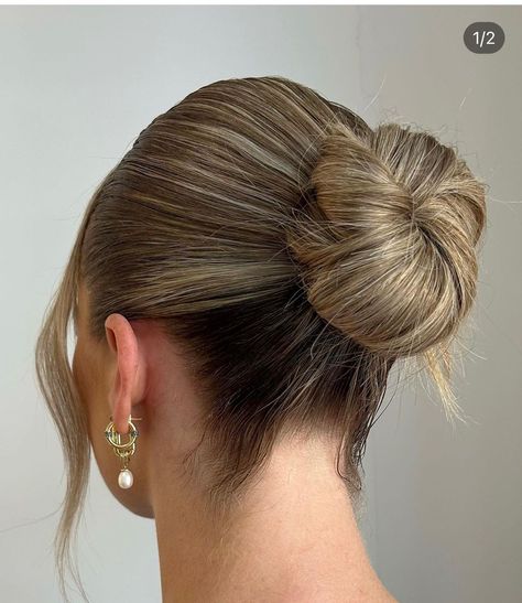 Bridal Ballerina Bun, Slicked Back Bun With Front Pieces, Mid Head Bun, Middle Bun Wedding Hair, Ballerina Bun Wedding Hair, Ballerina Hairstyles, Sleek Bun Hairstyles, Bridal Hair Down, Curly Bun Hairstyles