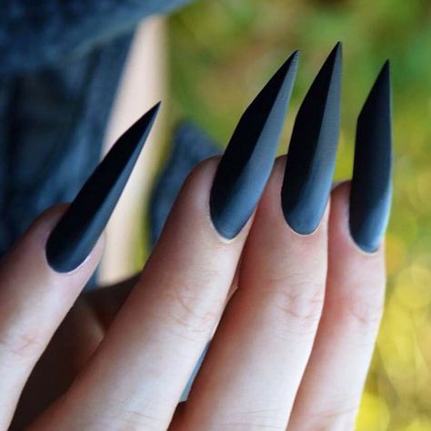 Popular Nail Shapes, Square Oval Nails, Long Black Nails, Witch Nails, Lipstick Nails, Edge Nails, Black Nail Art, Best Nail Salon, Exotic Nails