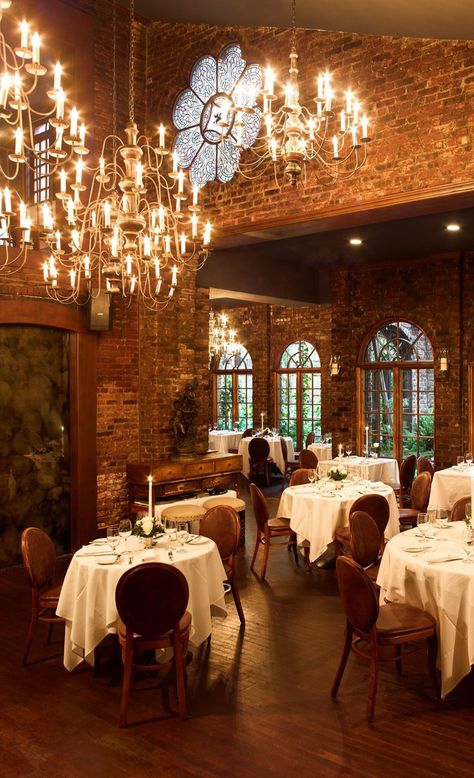 The Most Romantic Restaurants in NYC - Best Valentine's Restaurants NYC | Condé Nast Traveler Restaurants Nyc, Romantic Restaurants, Voyage New York, Rumah Minecraft, Ville New York, Romantic Restaurant, Landmark Buildings, Casa Vintage, French Restaurants