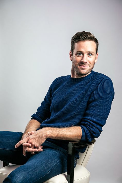 Headshots Professional Male, Male Headshots, Portrait Male, Headshot Poses, Armie Hammer, Business Portrait, Headshots Professional, Business Photos, Branding Photoshoot