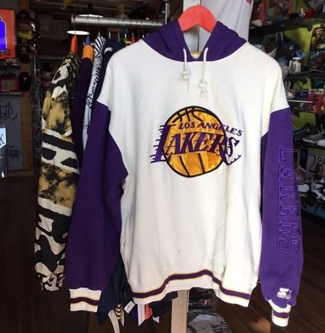 Lakers Logo, Tommy Hilfiger Fashion, Foto Ideas Instagram, New York Knicks, Los Angeles Lakers, Cute Casual Outfits, Puma Jacket, Declutter, Perfect Place