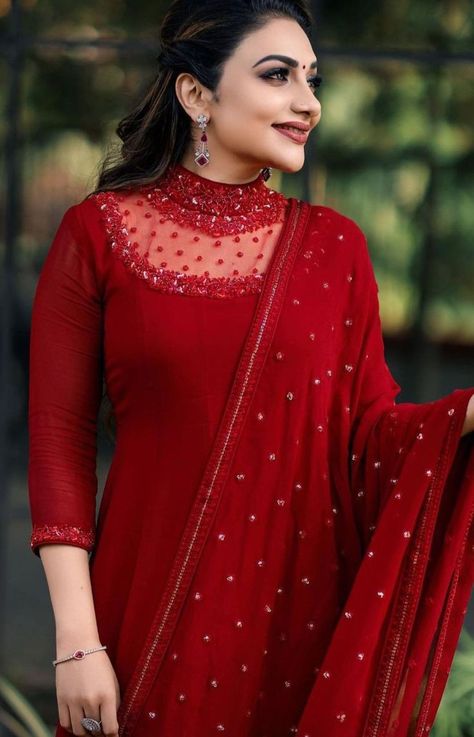 Neck designs Red Churidar Designs Party Wear, Red Kurti Designs Party Wear, Karwachauth Dress Ideas Suit, Churidhar Designs For Wedding, Red Salwar Suit Party Wear, Red Churidar Designs, Churidhar Designs Pattern Party Wear, New Model Churidar Designs Party Wear, Party Wear Churidar Designs