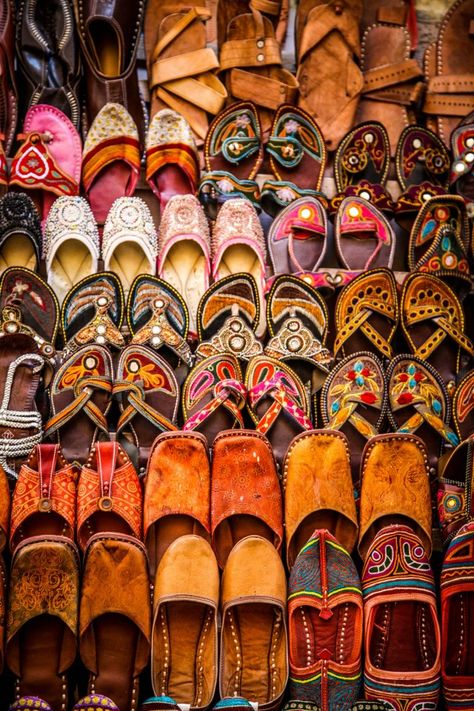 Indian Fashion Scrapbook Pakistani Decor, Indian Shoes, Amazing India, Indian Inspired, Cultural Diversity, Desi Fashion, South Asia, India Fashion, Punjabi Suits