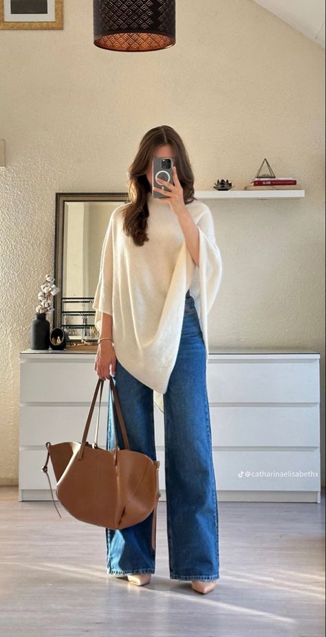 Mexican Inspo Outfit, Wide Jeans Winter Outfit, Wide Leg Pants Fall Outfit, Wide Leg Jean Outfits Fall, Church Christmas Outfit, Church Outfit Pants, Christmas Church Outfit, Fall Church Outfit, Modesty Outfits