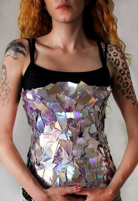 Mirror corset from recycled CDs in fabric diy  with Recycled Mirror fashion DVD CD Recycled Costumes, Recycled Cds, Trash Fashion, Recycled Dress, Fest Outfits, Fashion Mirror, Stylish Party, Recycled Fashion, Upcycled Fashion