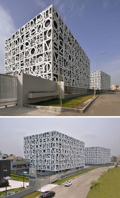 Exterior Design Ideas - 15 Buildings That Have Unique And Creative Facades // Giant letters and numbers transformed the generic exterior of this school and added a unique element of fun to the design of the building. Facades Architecture, Classic Exterior Design, Fasad Design, Building Skin, School Building Design, Giant Letters, Metal Sheets, Windows Exterior, Design Exterior