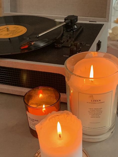 🕊 on Twitter: "evenings @ home… " Candle Obsession, Musk Scent, Aesthetic Candles, Candle Aesthetic, Images Esthétiques, Birthday Wishlist, Apple Blossom, Autumn Aesthetic, Floral Notes