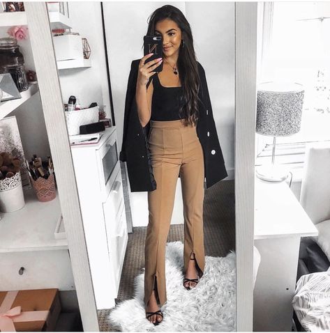 Flared Trousers Outfit, Trouser Outfit, Fun Pants, Flared Trousers, Cute Blouses, Flare Trousers, Pair Of Pants, Khaki Green, High Waisted Pants