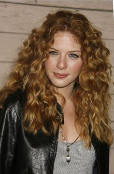 Image result for young rachelle lefevre Rachelle Lefevre, I Love Redheads, Red Haired Beauty, Jennifer Morrison, Redhead Beauty, Hair Crush, Jolie Photo, Long Curly Hair, Long Curly