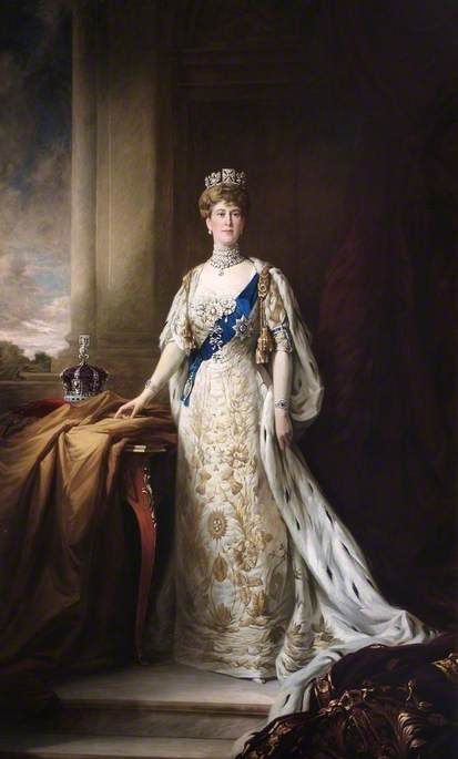 tinylibrarian:   Coronation Portraits of Queens and Queen Consorts of the United Kingdom-Queen Mary, Consort of King George V Prins Albert, Coronation Robes, Era Victoria, Alexandra Of Denmark, Coronation Dress, Edward Viii, Palace London, Queen Alexandra, King Edward Vii