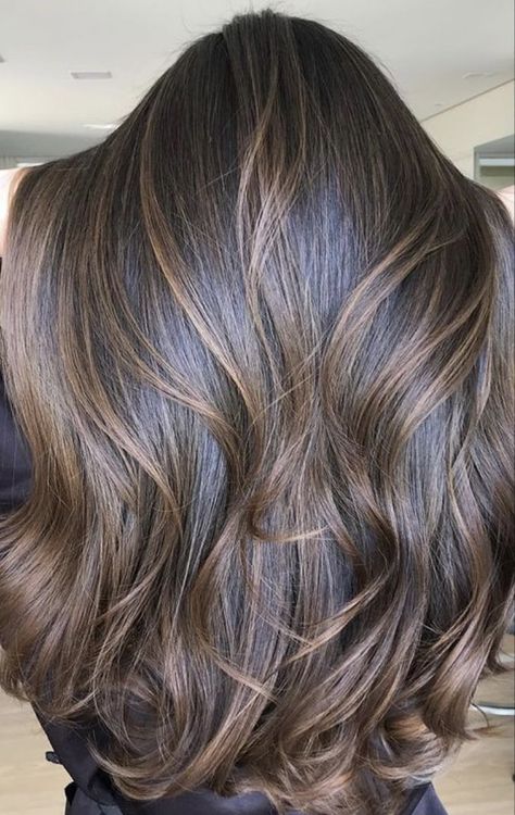 Black Hair Balayage, Dark Brunette Hair, Hair Color Underneath, Hair Color Chocolate, Brown Hair Looks, Beauty Hair Color, Brunette Hair With Highlights, Dark Hair With Highlights, Bald Hair