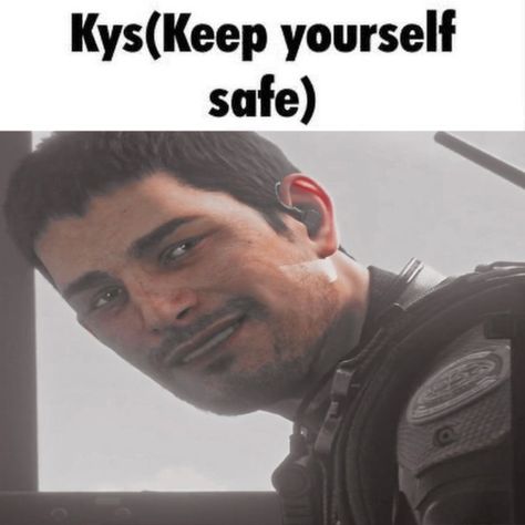 Resident Evil Reaction Pic, Carlos Resident Evil, Keep Yourself Safe, Resident Evil Funny, Chris Redfield, Family World, Monster House, Resident Evil Game, Resident Evil Leon