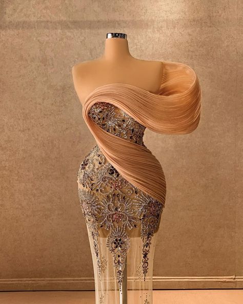 Warm tones only✨ #hautecouture #dresses #dressup #dress #longdresses Goddess Exclusive, Lace Dress Classy, Vip Dress, Fashion Design Classes, Classy Gowns, African Prom Dresses, Lace Gown Styles, Gowns Dresses Elegant, Dinner Dress Classy