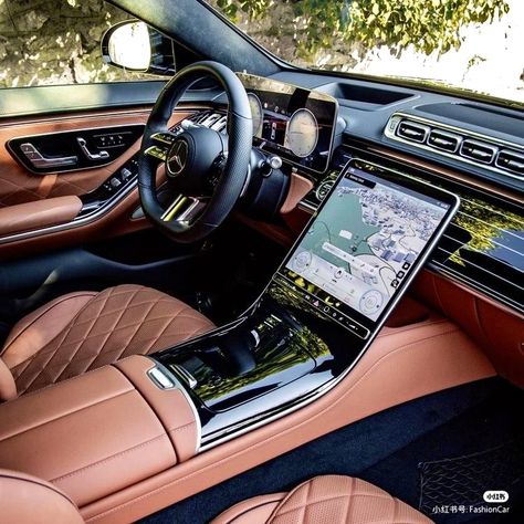 Mercedes Benz Interior, Tattoo Car, Mercedes Interior, Cars Tattoo, Luxury Car Garage, Cars Drawing, Aesthetic Cars, Cars Aesthetic, Mobil Drift