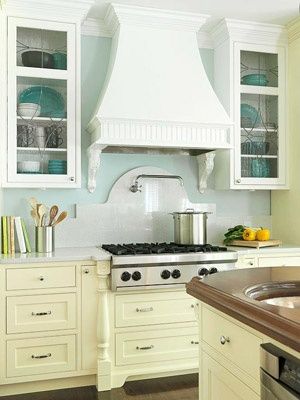 ARTICLE: Bring A Soft Aesthetic To Your Pristine Space w/a Curved Backsplash Elegant Backsplash, Tile Backsplash Ideas, Natural Stone Backsplash, Range Tile, Blue Subway Tile, Patterned Tile Backsplash, Backsplash Patterns, Colorful Backsplash, White Tile Backsplash