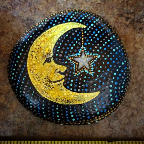 Rock Painting Moon And Stars, Moon Painted Rocks, Kids Yard, Moon Rocks, Goodnight Moon, Moon Rock, Moon Pictures, Moon Painting, Good Night Moon