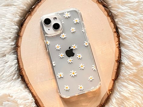 Daisy Flower Design, Clear Phone Case Design, Daisy Phone Case, Preppy Phone Case, Girly Phone Cases, Diy Iphone Case, Floral Iphone Case, Collage Phone Case, Iphone Cases Cute