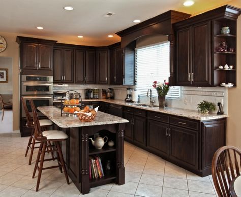 Kitchen Remodel Dark Cabinets, Kitchen Cost, Transitional Kitchen Design, Kitchen Remodel Countertops, Budget Kitchen Remodel, Kitchen Corner, Dark Kitchen Cabinets, Dark Cabinets, Kitchen Remodeling Projects