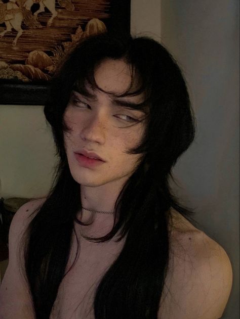 Feminine Men Aesthetic, Androgynous Men, Long Hair Drawing, Androgynous People, Androgynous Boy, Art Tut, Feminine Face, Face Angles, Androgynous Hair