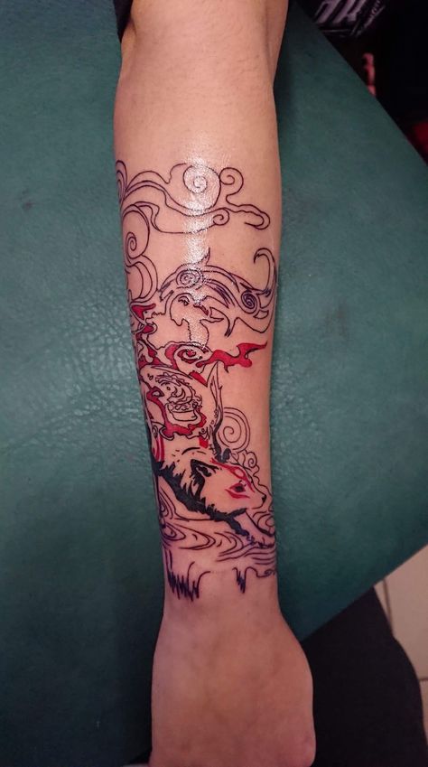 First step of my arm, Okami #Tattoo #Inkgirl #Okami #VideoGame #Color Okami Tattoo Amaterasu, Ookami Tattoo, Okami Amaterasu Human, Amaterasu Tattoo, Okami Wallpaper, Okami Tattoo, Okami Art, Okami Amaterasu, Dicaprio 90s