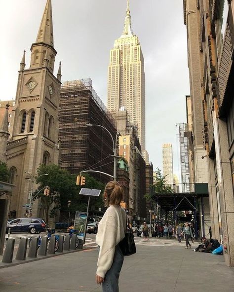 Arquitectura Wallpaper, 데이비드 호크니, Drømme Liv, Nyc Baby, Tall Buildings, Nyc Aesthetic, Nyc Life, New York Aesthetic, New York Life