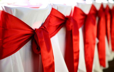 Different ways to tie chair sashes Chair Covers Party, Linen Chair Covers, Red Wedding Dress, Chair Sashes, Satin Sash, Wedding Sash, Elegant Red, Wedding Rentals, Wedding Chairs