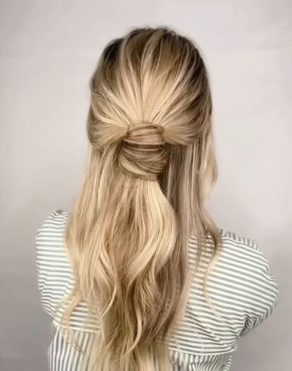 I'm excited to show you how to achieve this beautiful half-up hairstyle. Learn a cute half-up, half-down hairstyle in this quick post. Half Updo, Business Hairstyles, Half Up Half Down Hair, Half Up Hair, Hair Elastics, Nourishing Hair, Half Up Half Down, Hair Dos, Down Hairstyles