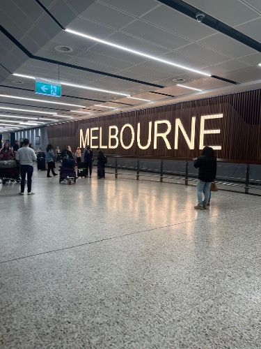 melbourne airport #InstagramTravel #TravelInspirations #TravelPhotography #TravelLife #TravelDreams Australia Airport Snapchat, Australia Airport Aesthetic, Australia Aesthetic Melbourne, Melbourne Airport Aesthetic, Australia Melbourne Aesthetic, Melbourne Australia Aesthetic, Australia Airport, Flight To Australia, Melbourne Lifestyle