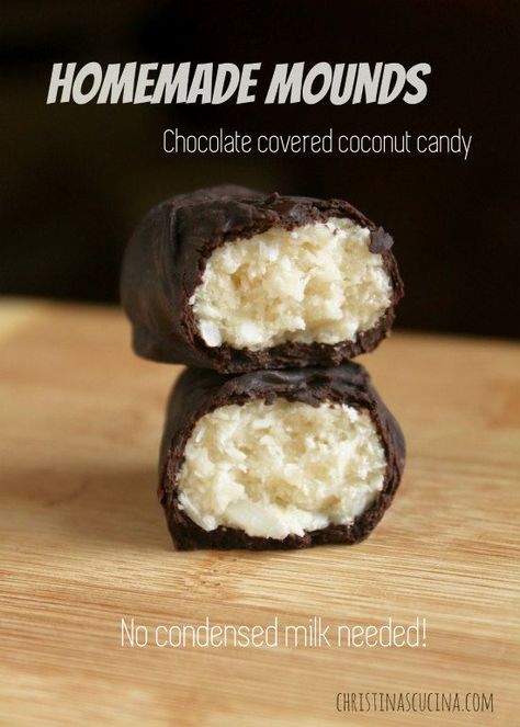 Homemade Bounty or Mounds bar. #coconut #coconutlovers #healthy Coconut Bonbons, Homemade Mounds, Mounds Bars Recipe, Mounds Bars, Mounds Candy, Candy Homemade, Bounty Chocolate, Mounds Bar, Baking Recipes For Kids