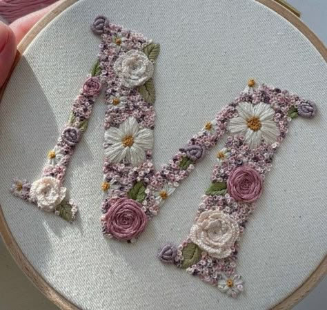 Embroidery Alphabet Letters Design, Basic Hand Embroidery Stitches, Clothes Embroidery Diy, Simple Hand Embroidery Patterns, Crochet Bedspread Pattern, Diy Embroidery Designs, Hand Embroidery Patterns Flowers, Diy Embroidery Patterns, Basic Embroidery Stitches