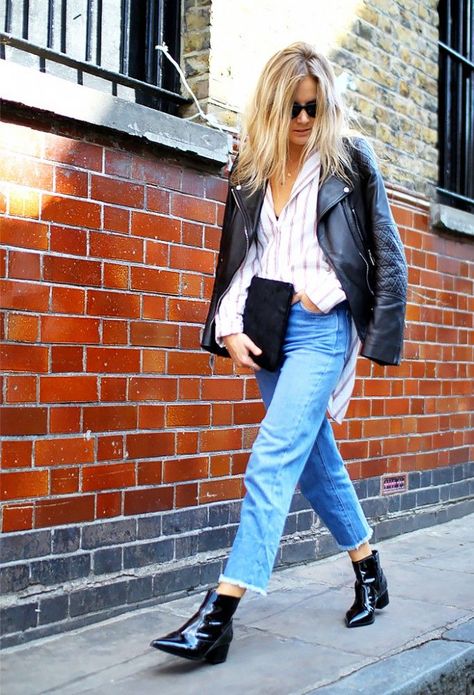 Frayed-edge jeans, patent leather ankle boots, and a leather biker jacket makes for the perfect fall outfit. Patent Boots Outfit, Boyfriend Jeans Style, Fashion Me Now, How To Wear Ankle Boots, Boots Outfit Ankle, Cute White Dress, Perfect Fall Outfit, Patent Boots, Casual Chique