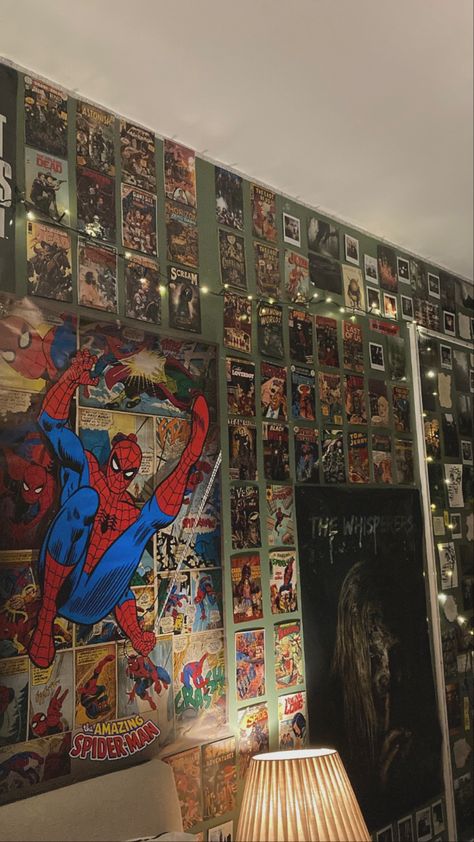 #bedroom #vintage #spiderman #comics #twd #thewalkingdead #thelastofus #tlou #collage #poster Spiderman Posters For Room, Spiderman Wall Collage, Comic Book Room Aesthetic, Comic Book Bedroom Ideas, Marvel Bedroom Ideas Aesthetic, Comic Room Decor, Spiderman House Decor, Spiderman Themed Room Aesthetic, Bedroom Ideas Spiderman