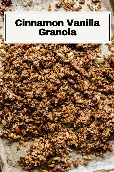 Cinnamon Bun Granola, Cinnamon Roll Granola, Oat Granola Recipe, Vanilla Granola Recipe, Granola Clusters Recipe, Craisins Recipes, Cinnamon Granola Recipe, Apple Cinnamon Granola, Coconut Granola Recipe