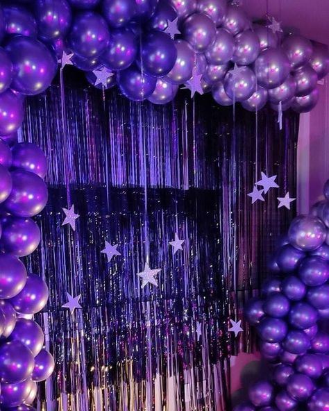 17. Geburtstag, Sweet 16 Party Themes, 14th Birthday Party Ideas, Euphoria Party, 15th Birthday Party Ideas, 18th Birthday Party Themes, Purple Birthday Party, Sweet Sixteen Birthday Party Ideas, Glow Birthday Party