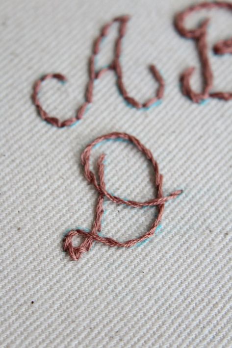 How To Embroider Letters By Hand For Beginners - Crewel Ghoul Embroider Letters By Hand, Embroider Letters, Embroidery Names, How To Embroider Letters, Hand Embroidery Letters, Embroidered Alphabet, Fashion Quiz, Diy Monogram, Embroidered Initials