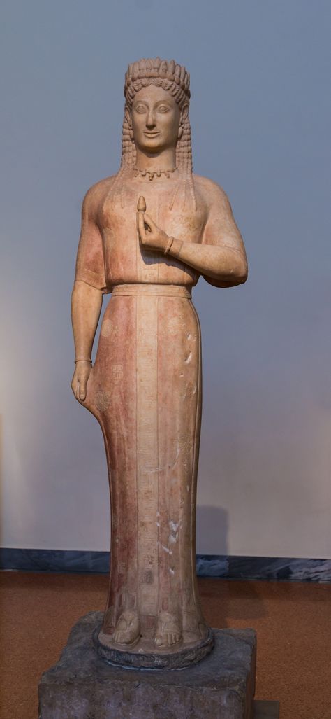 Aristion ~ Phrasikleia Kore ~ ca. 550-540 ~ Attisch ~ Archaïsche periode ~ Merenda ~ Marmer ~ Nationaal Archeologisch Museum, Athene Archaic Greece, Greek Sculptures, Art Examples, Grece Antique, Greek Sculpture, History Art, Ancient City, Greek Art, Outdoor Sculpture