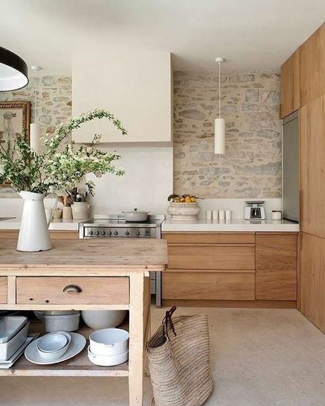 Fig Tree Farm on Instagram: “Warm tones” Natural Wood Kitchen, Scandinavian Kitchen Design, Kabinet Dapur, Kitchen Farmhouse, Scandinavian Kitchen, Natural Design, Inspirational Design, Kitchen Trends, Bedroom Vintage